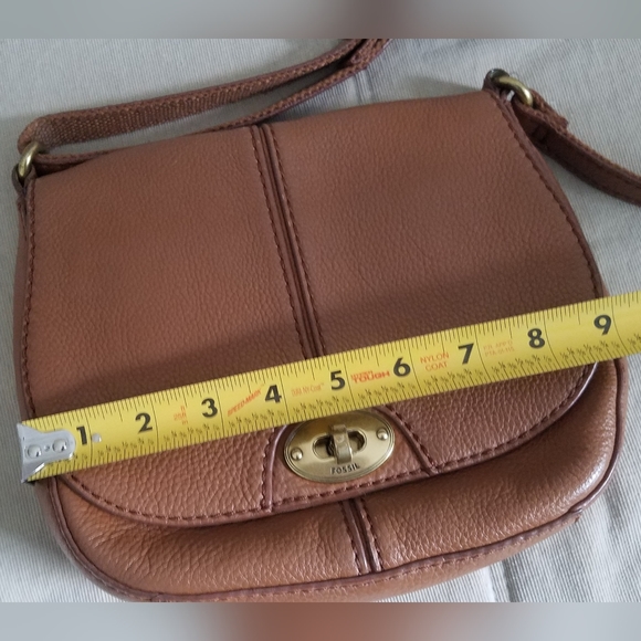 FOSSIL Vintage Leather Saddle Sholder Bag - Picture 10 of 17